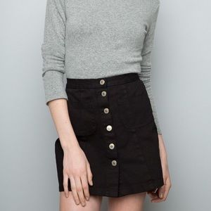 BRANDY MELVILLE black button down denim skirt